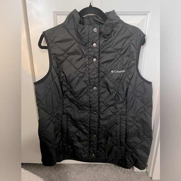 Columbia Other - Columbia light vest